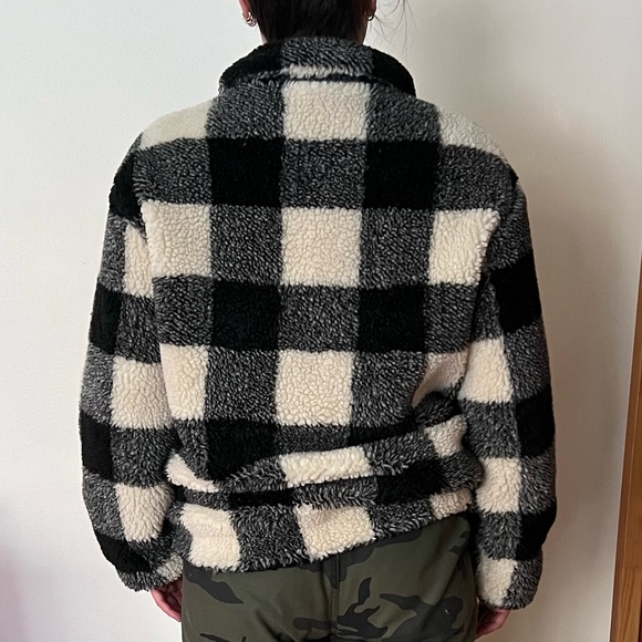 American Eagle Sherpa Teddy checkered plaid jacket - Picture 3 of 5